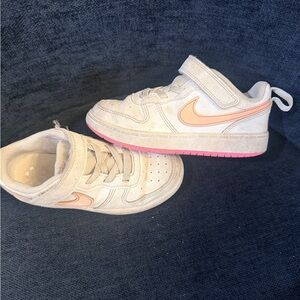 Nike Kids Sneakers - Cream and Pink